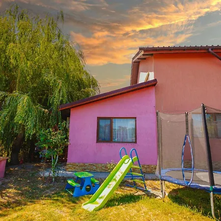 بيت ضيافة Casa Dochia