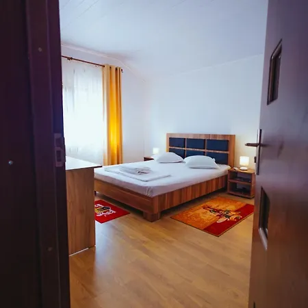 Casa Dochia بيت ضيافة *